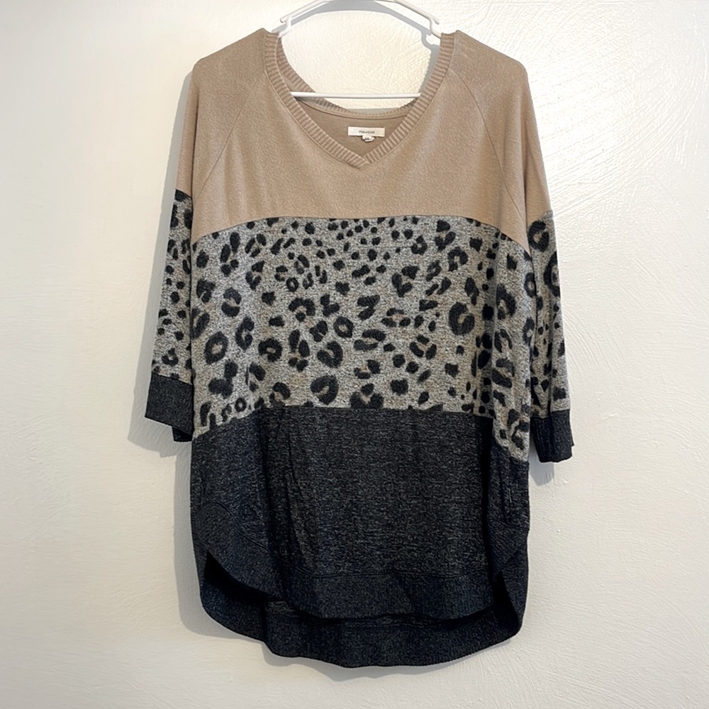 Maurice’s 3/4 length shirt
